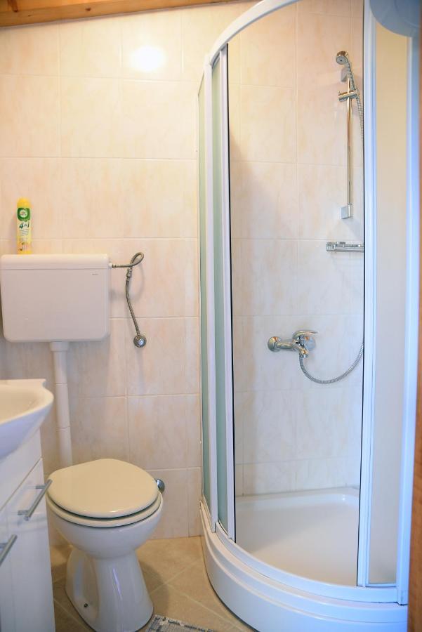 Apartment Anamarija Valun Zewnętrze zdjęcie