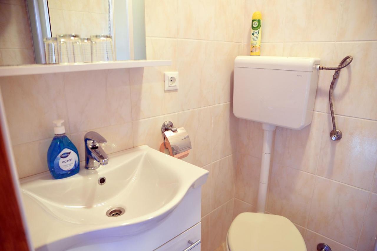 Apartment Anamarija Valun Zewnętrze zdjęcie