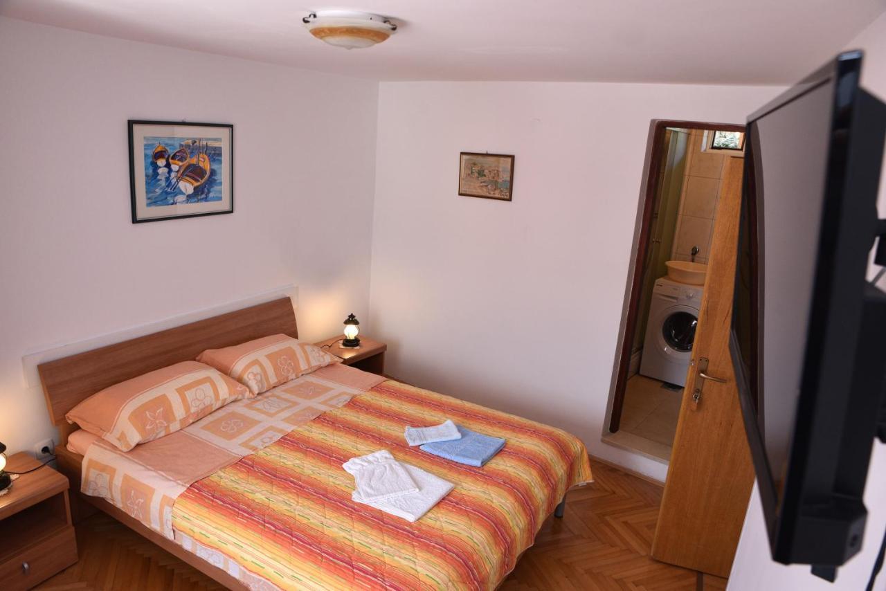 Apartment Anamarija Valun Zewnętrze zdjęcie