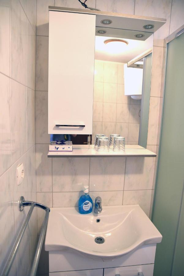 Apartment Anamarija Valun Zewnętrze zdjęcie